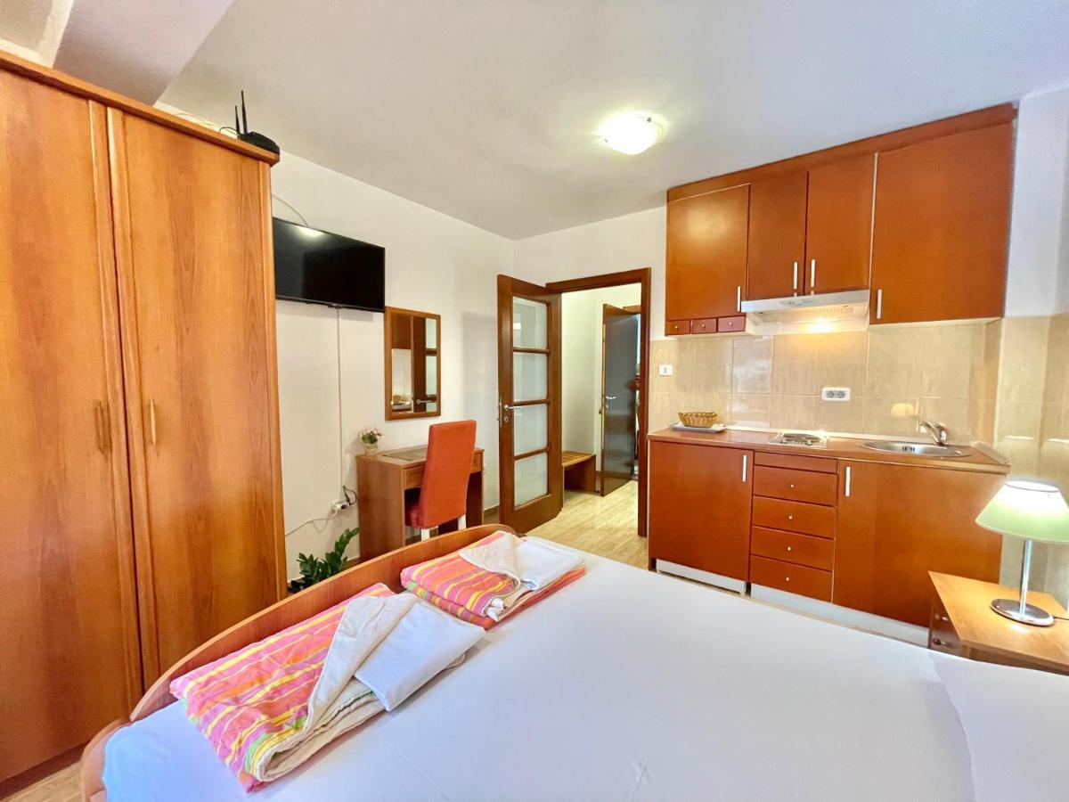 Apartments Boreta Becici Budva Exterior photo